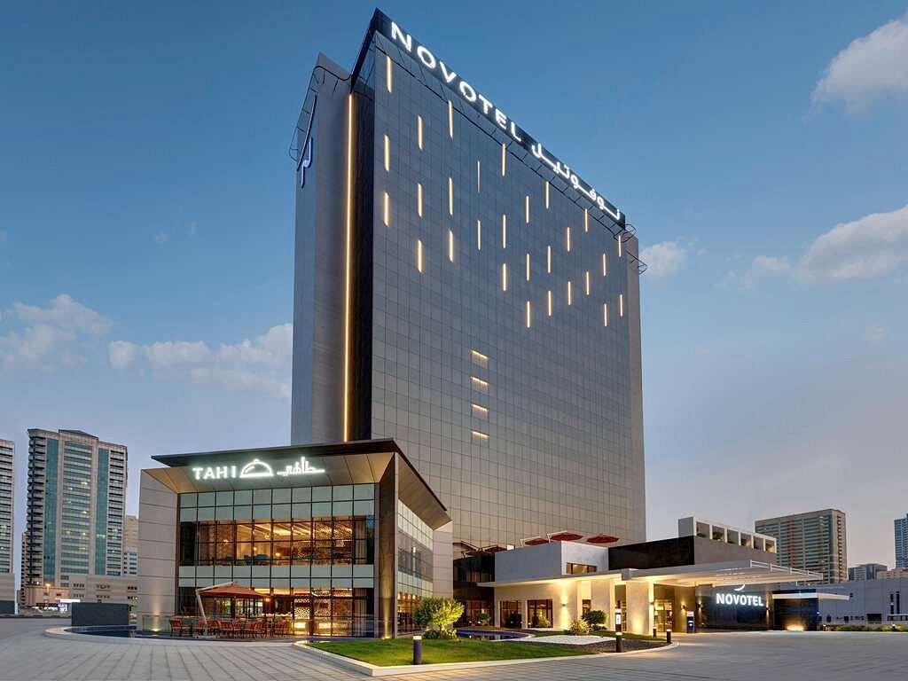 Sharjah 5 star hotel